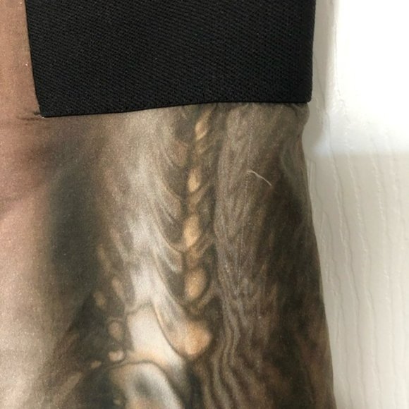 Black Halo pencil skirt - Picture 3 of 6